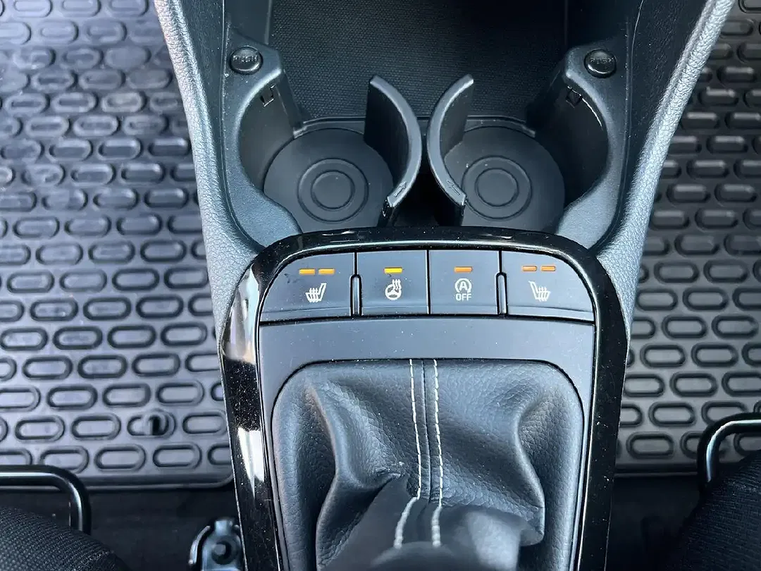 Kia Picanto - Thumbnail 10