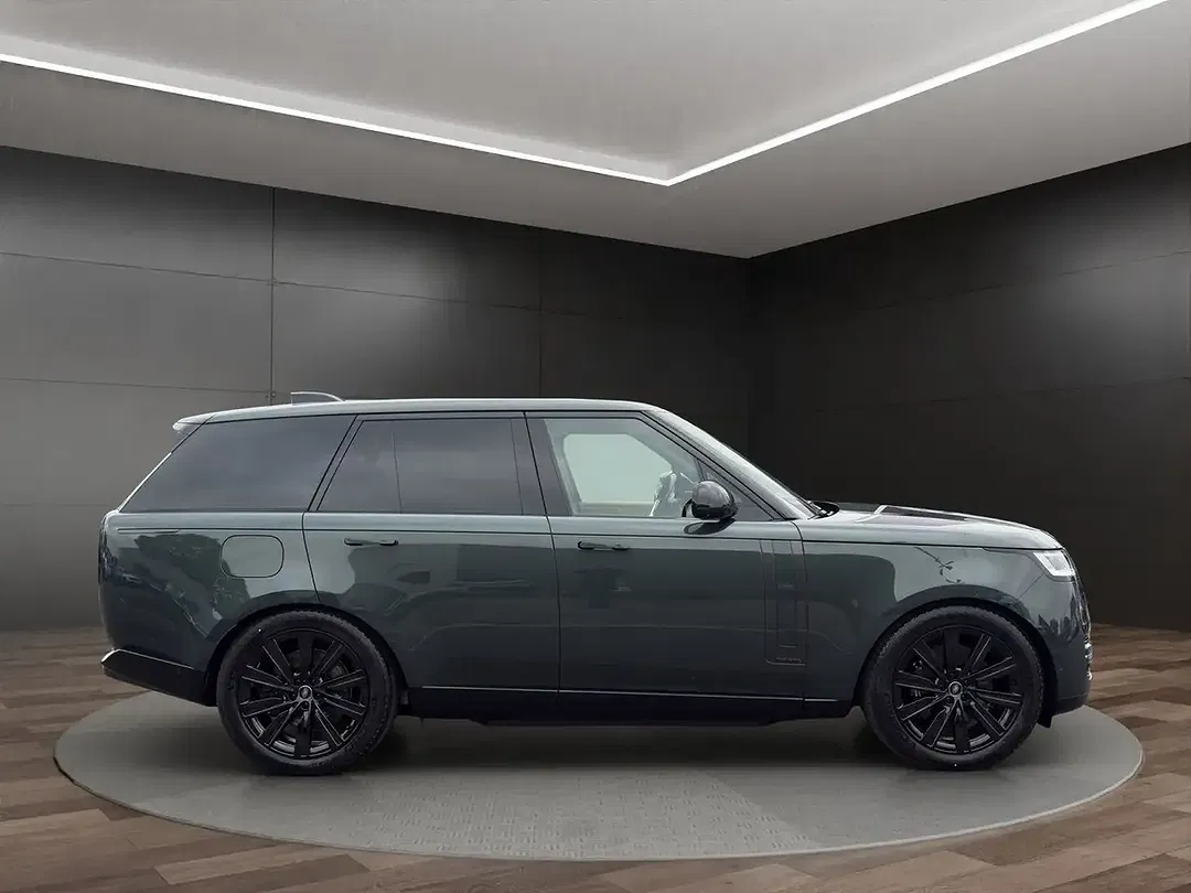 Land Rover Range Rover P550e 3.0 PHEV Hybrid SWB - Thumbnail 3