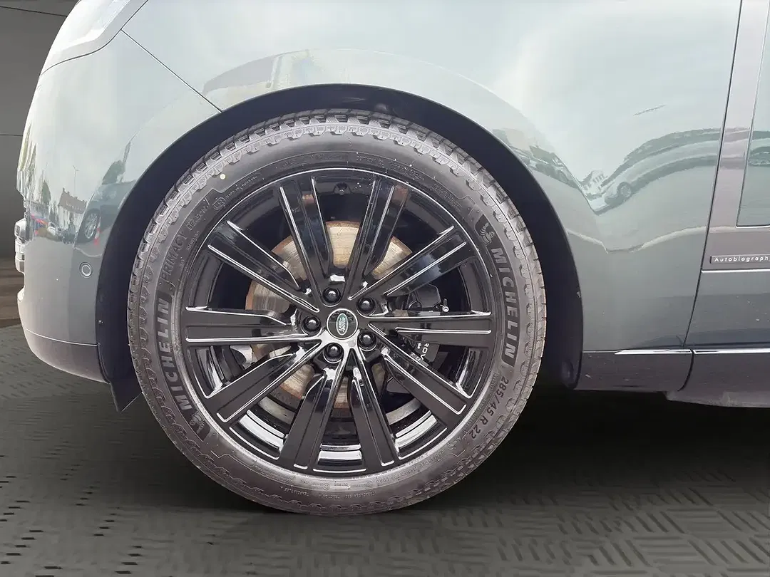 Land Rover Range Rover P550e 3.0 PHEV Hybrid SWB - Thumbnail 9