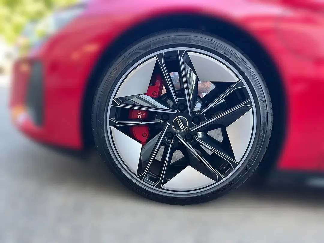 Audi RS e-tron GT quattro Matrix LED - Thumbnail 5