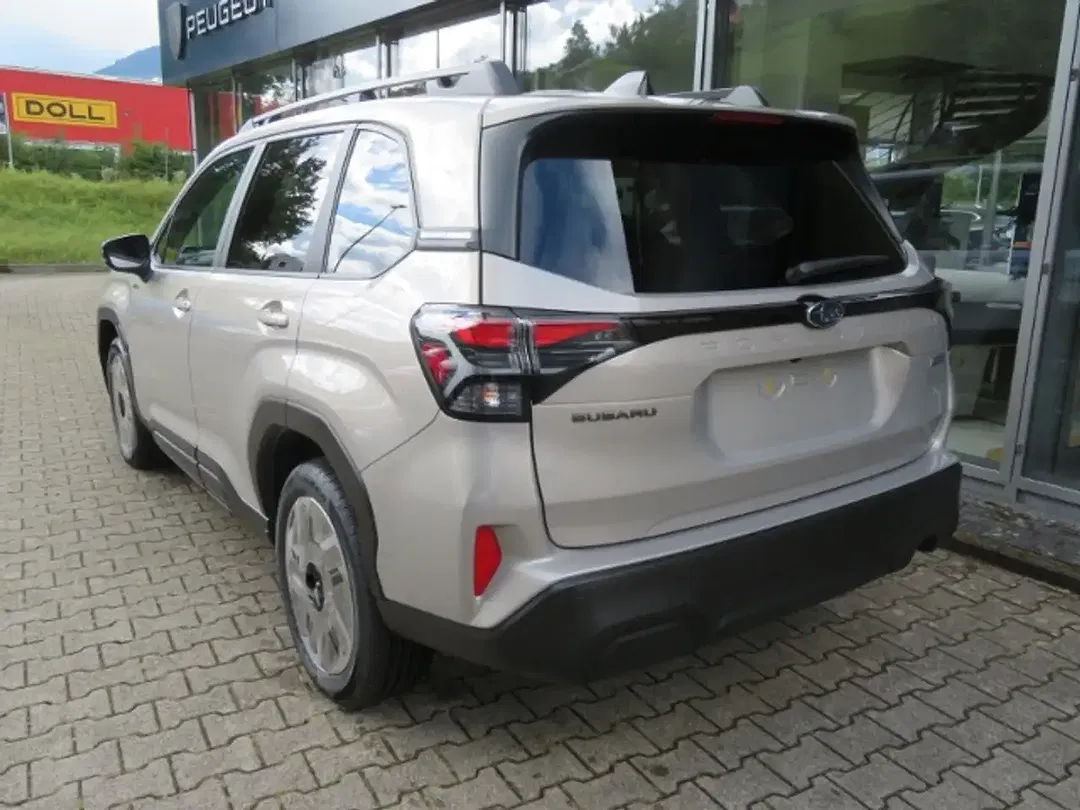 Subaru Forester 2.0 Exclusive - Thumbnail 5