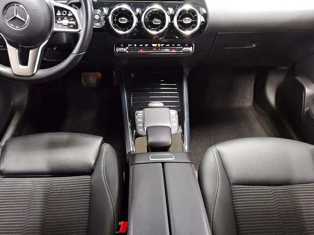 Mercedes-Benz GLA 200 Progressive - Thumbnail 5