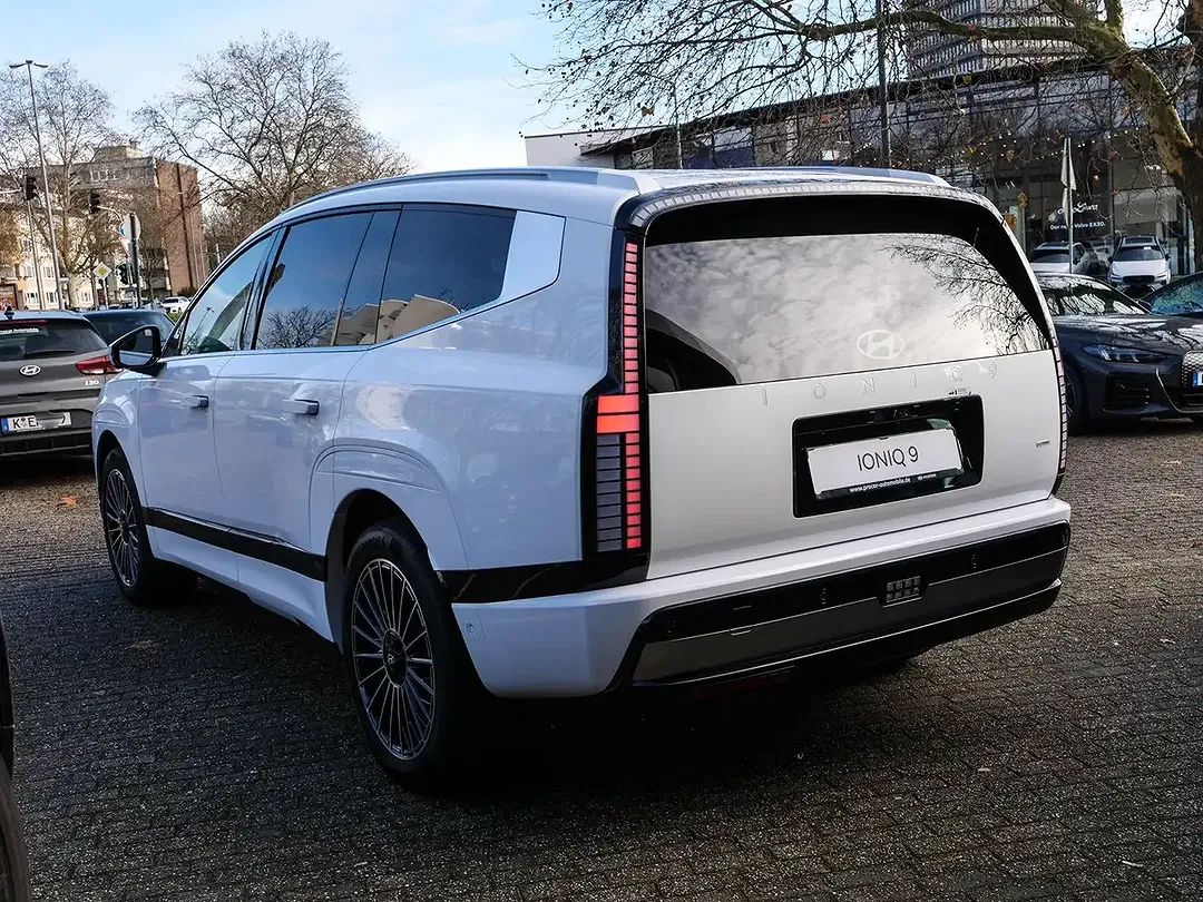 Hyundai IONIQ 9 4WD Performance UNIQ - foto 2