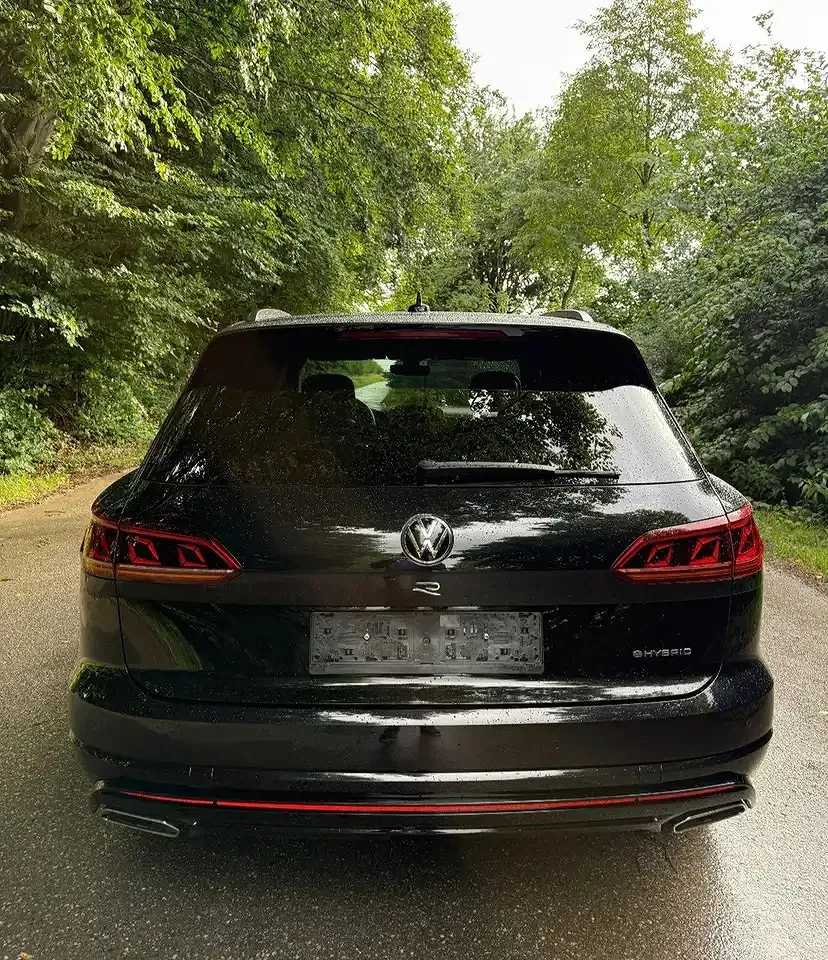 Volkswagen Touareg 3.0 V6 R - Thumbnail 3