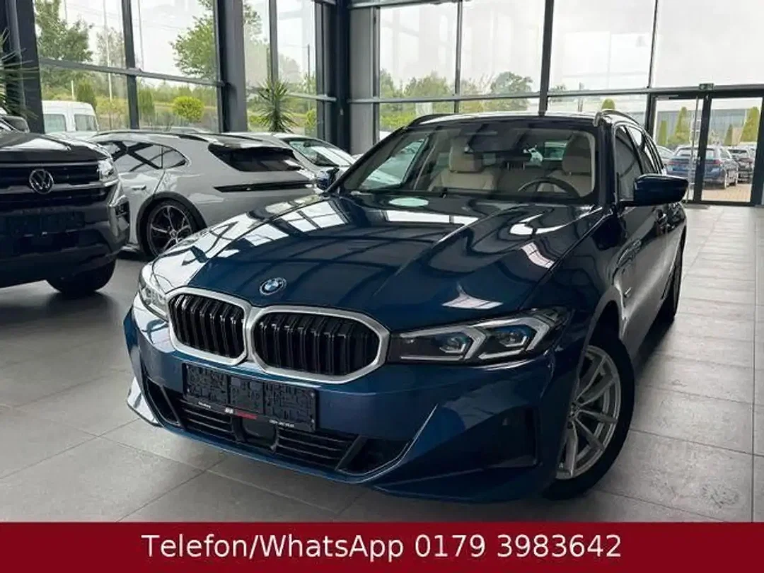 BMW 330 AUT Touring - Afbeelding 1