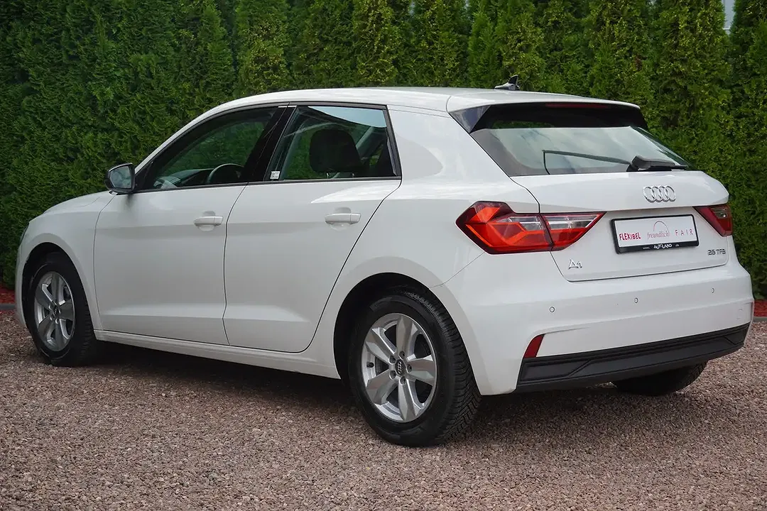 Audi A1 25 1.0 TFSI Sportback - Thumbnail 4