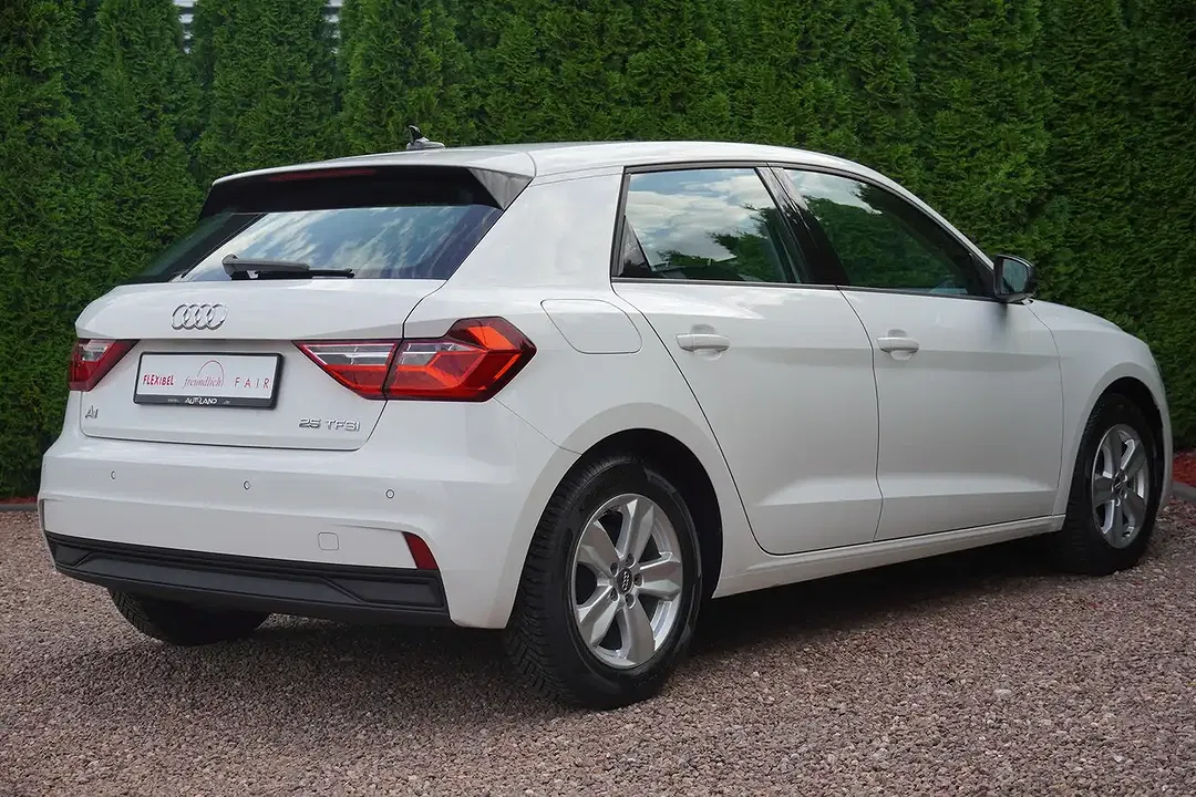 Audi A1 25 1.0 TFSI Sportback - Thumbnail 6