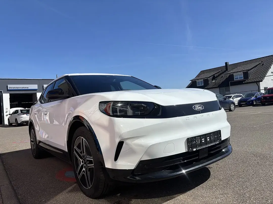 Ford Capri Premium - Thumbnail 3