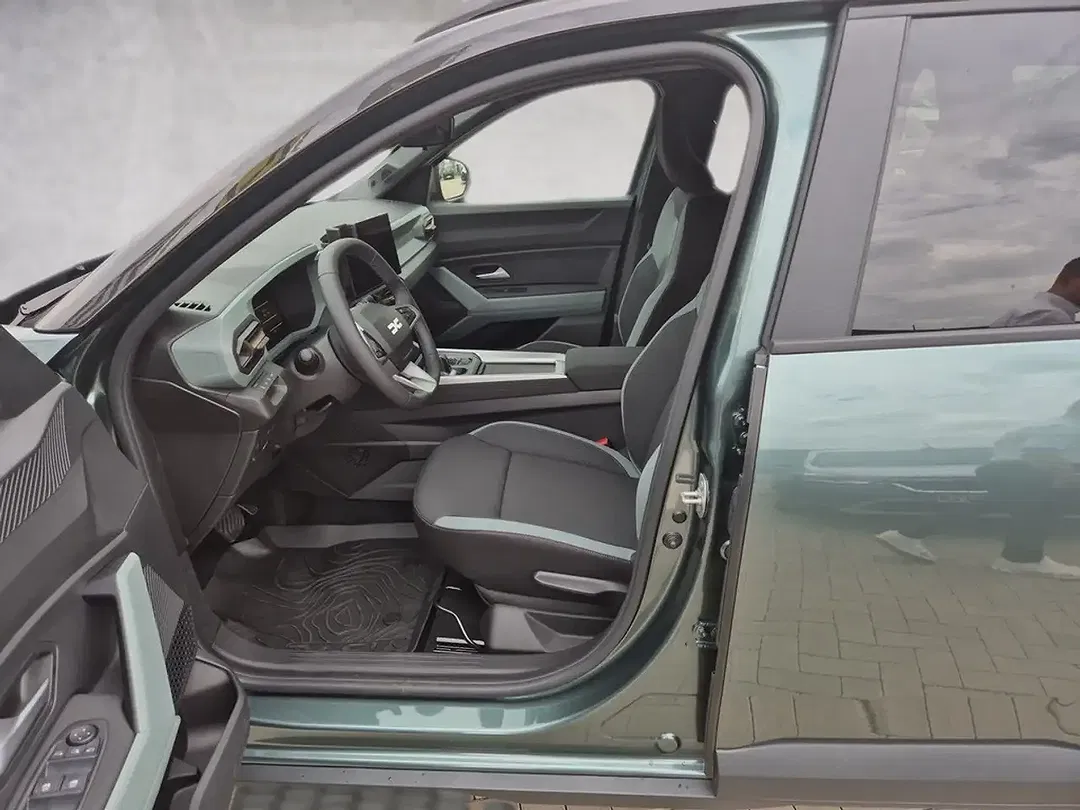 Dacia Bigster Hybrid Extreme - Thumbnail 8
