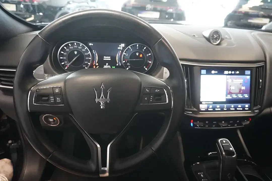 Maserati Levante V6 Q4 GT - Thumbnail 11