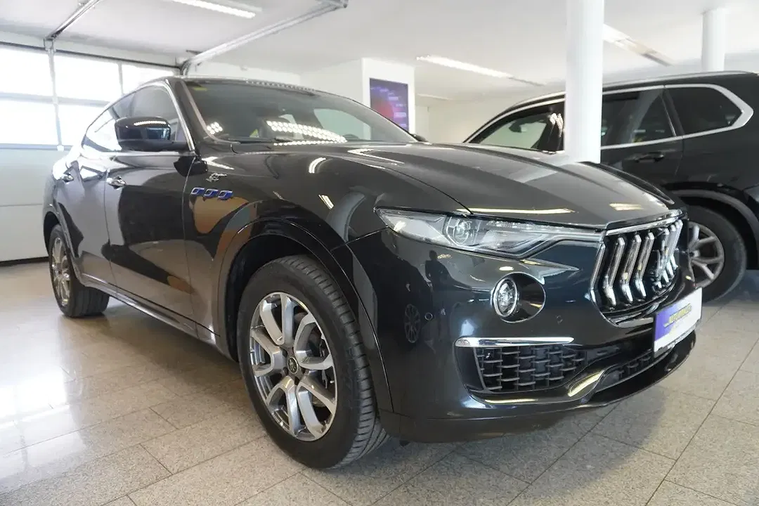 Maserati Levante V6 Q4 GT - Thumbnail 3