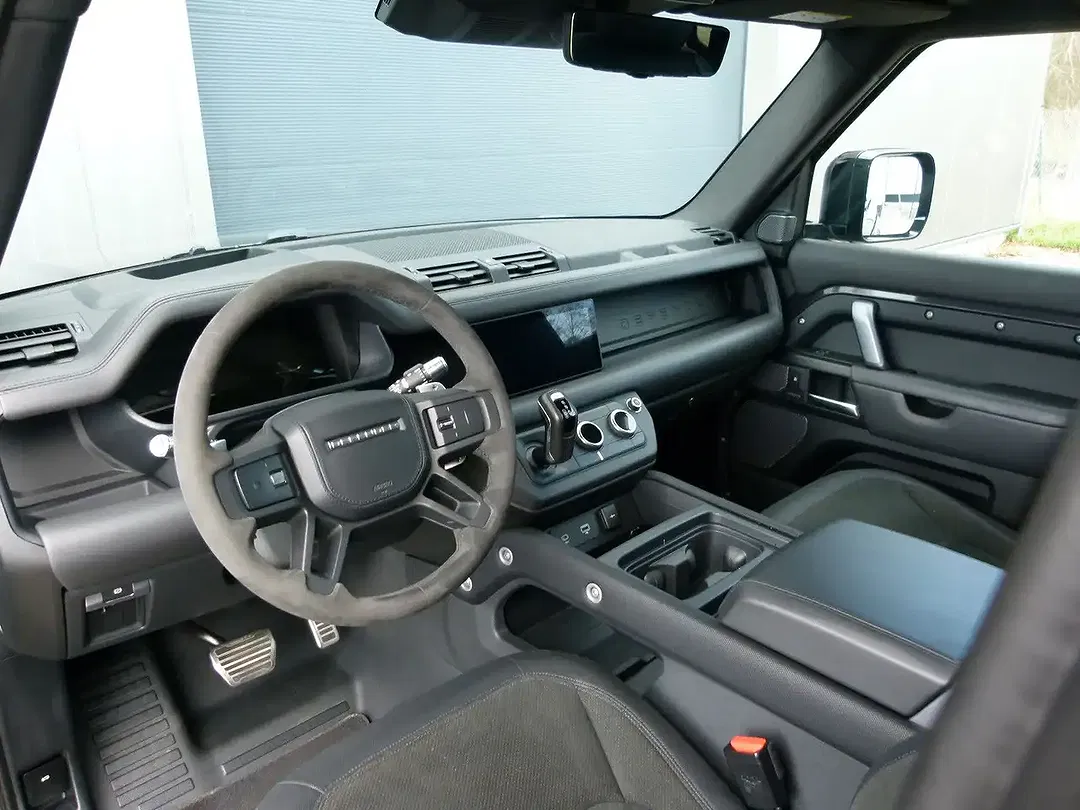 Land Rover Defender V8 90 - Thumbnail 9