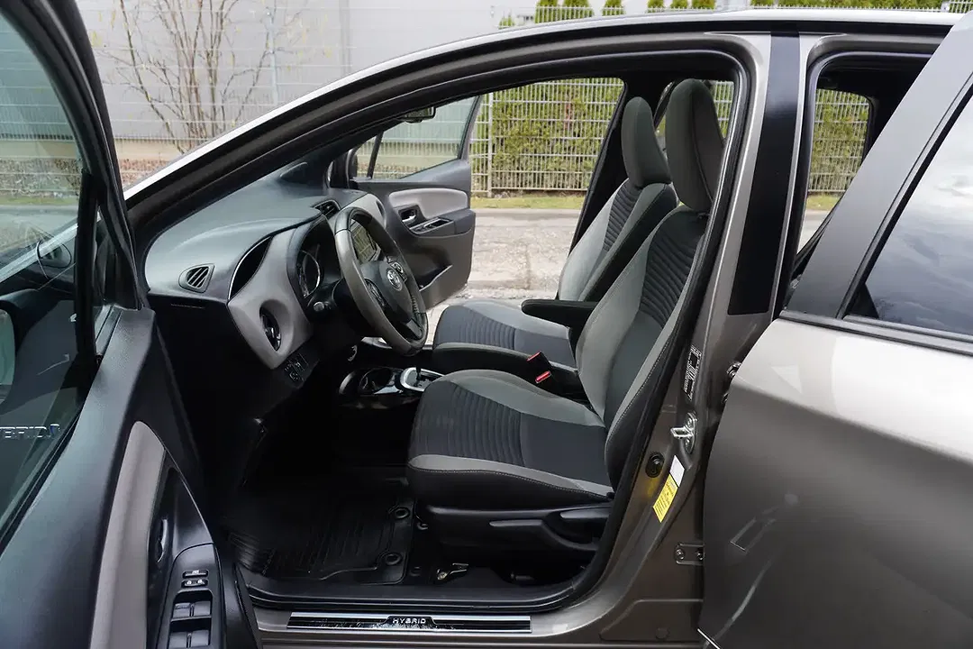 Toyota Yaris 1.5 VVT-i Hybrid Style Selection - Thumbnail 13