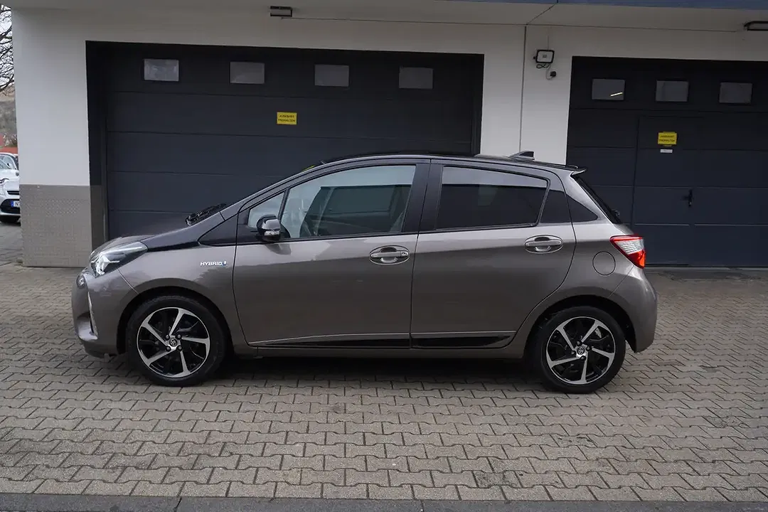 Toyota Yaris 1.5 VVT-i Hybrid Style Selection - Thumbnail 4