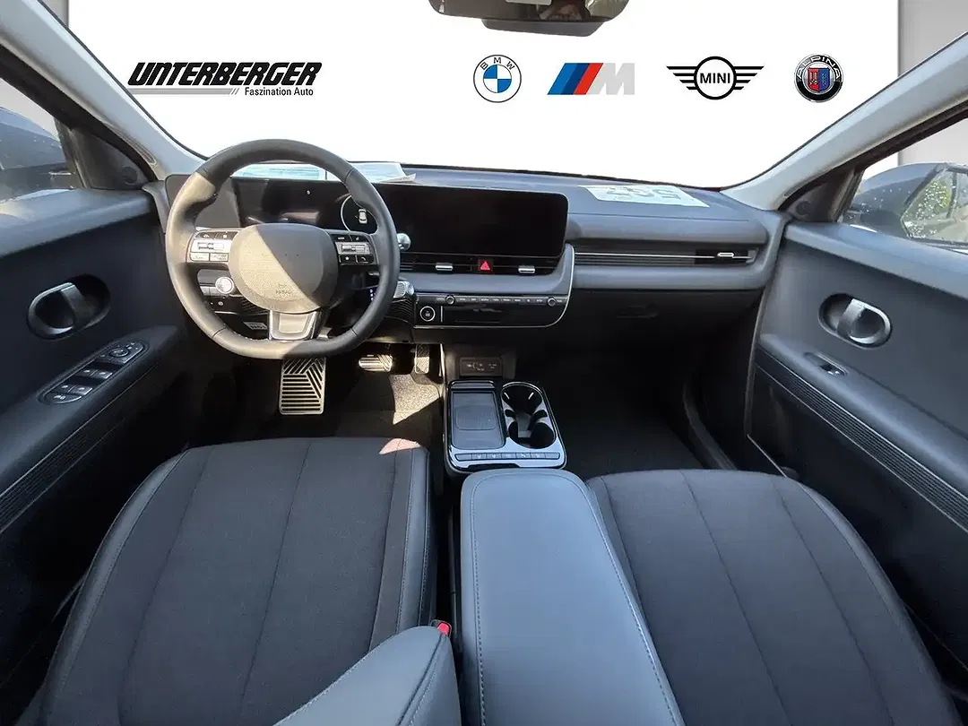 Hyundai IONIQ 5 - Thumbnail 5