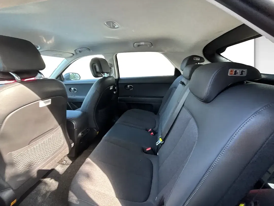 Hyundai IONIQ 5 - Thumbnail 9