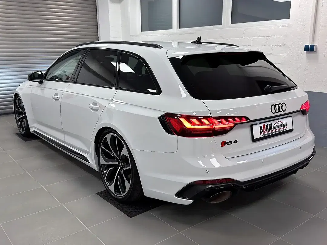 Audi RS4 2.9 TFSI quattro Avant - foto 2