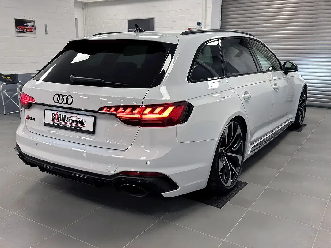 Audi RS4 2.9 TFSI quattro Avant - Thumbnail 3