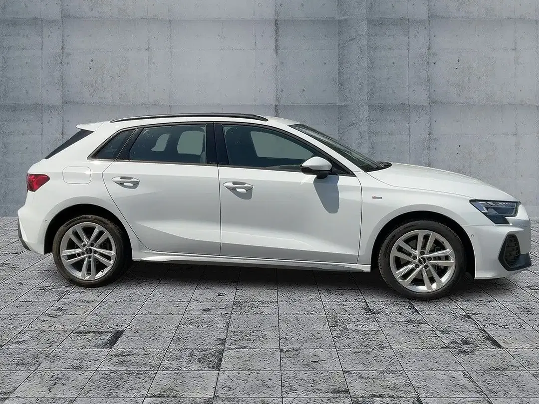 Audi A3 TFSI e S line - Thumbnail 6