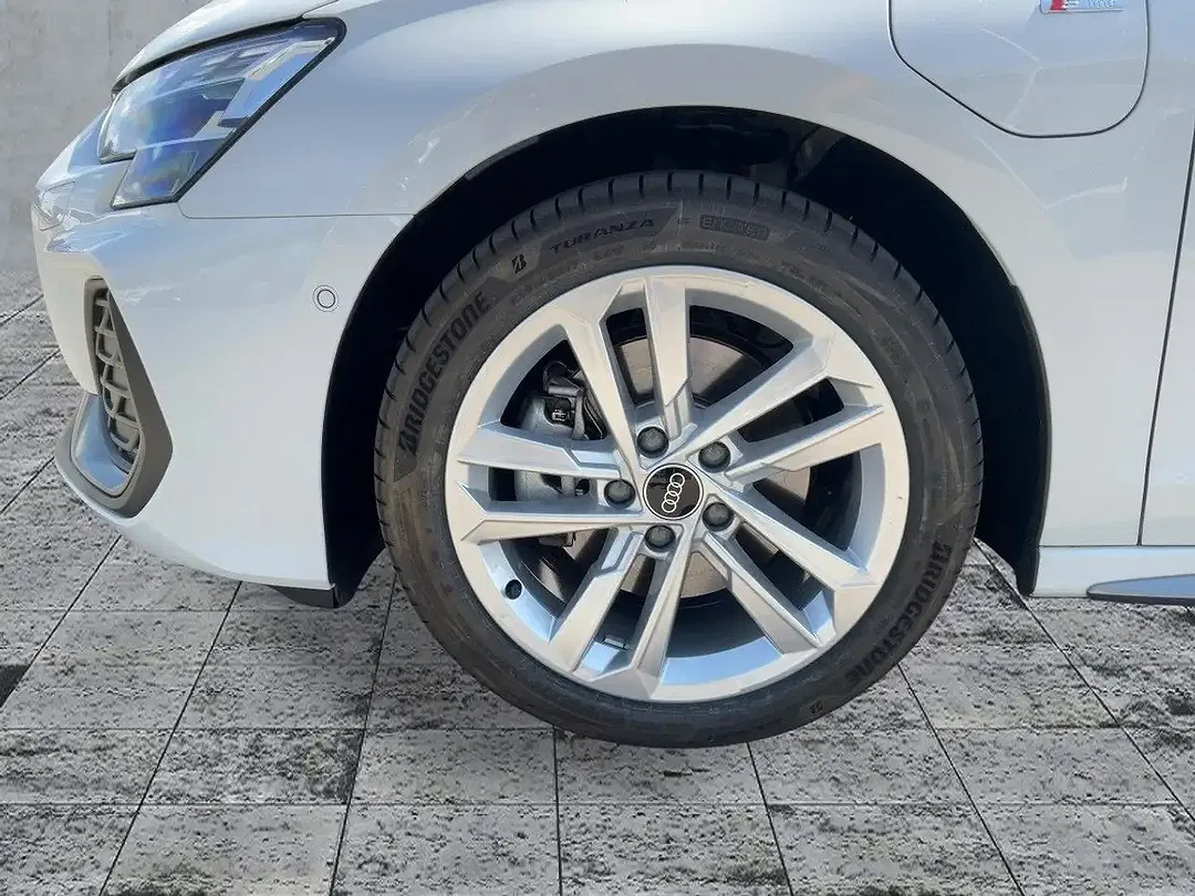 Audi A3 TFSI e S line - Thumbnail 7