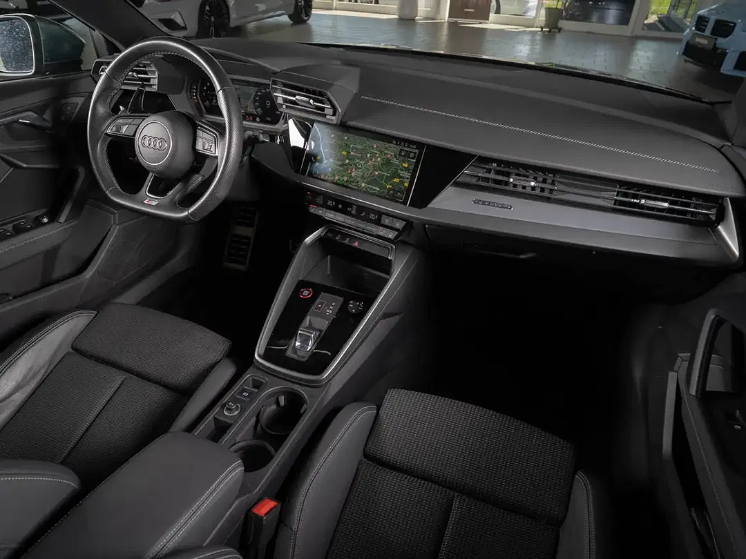 Audi S3 2.0 TFSI quattro Sportback - Thumbnail 12