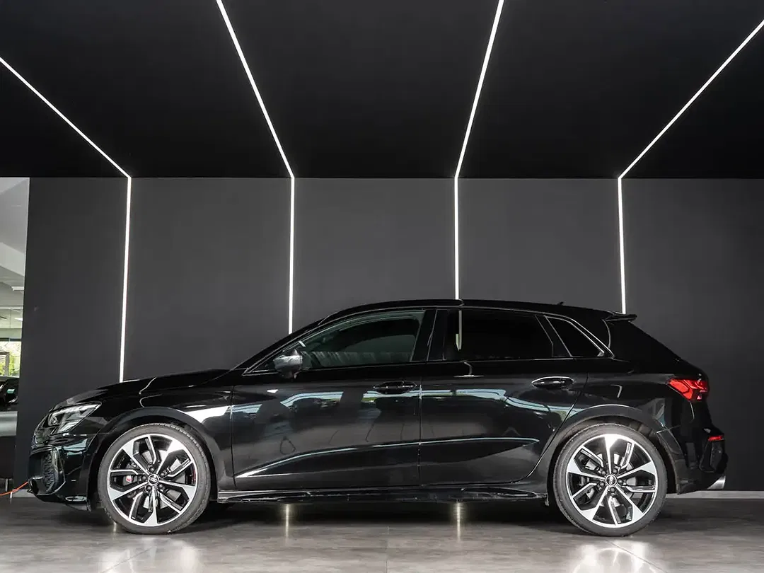 Audi S3 2.0 TFSI quattro Sportback - Thumbnail 6