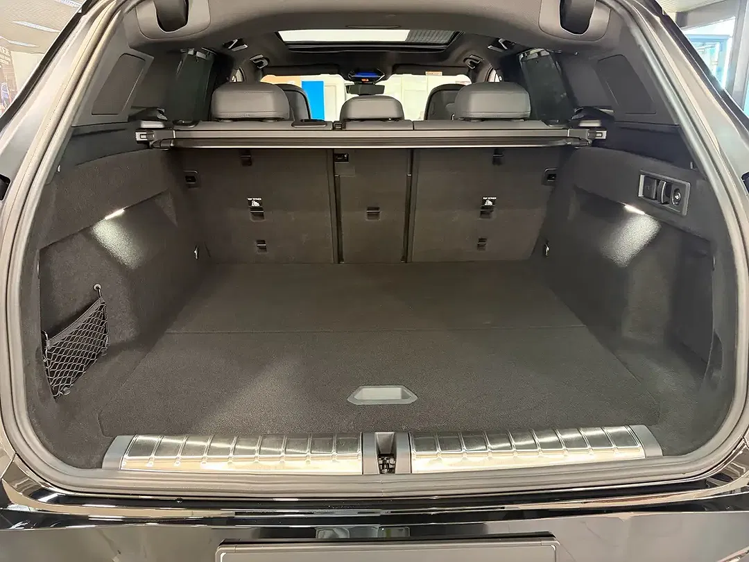 BMW X5 xDrive M - Thumbnail 26