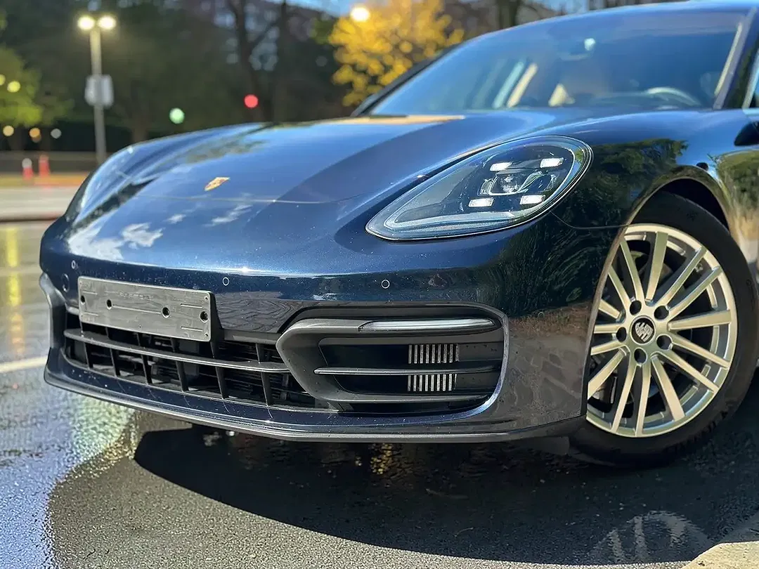 Porsche Panamera E-Hybrid 4 Sport Turismo S - Thumbnail 4