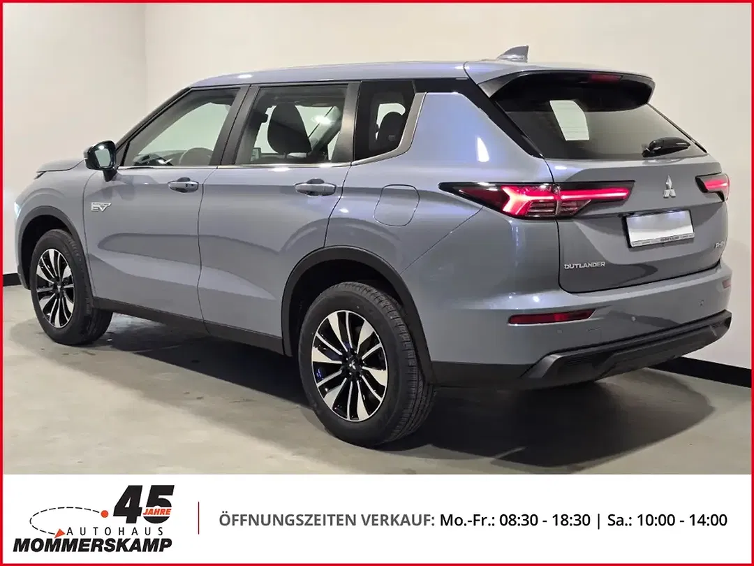Mitsubishi Outlander 2.4 4WD Basis - foto 2