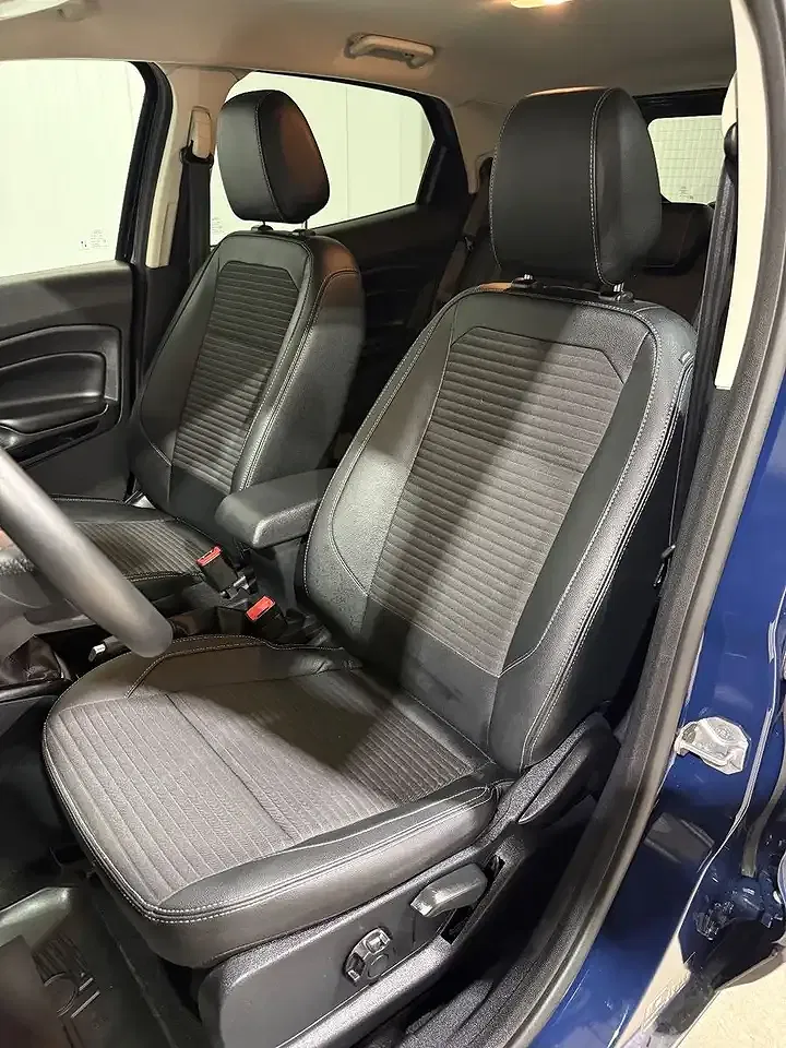 Ford EcoSport Titanium - Thumbnail 10
