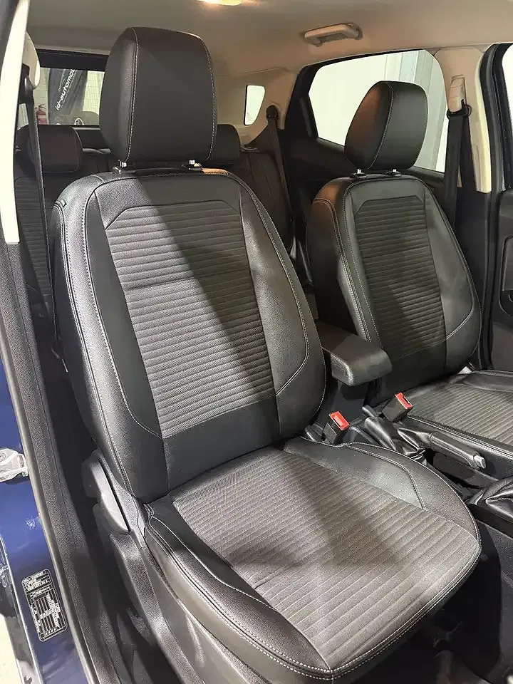 Ford EcoSport Titanium - Thumbnail 11