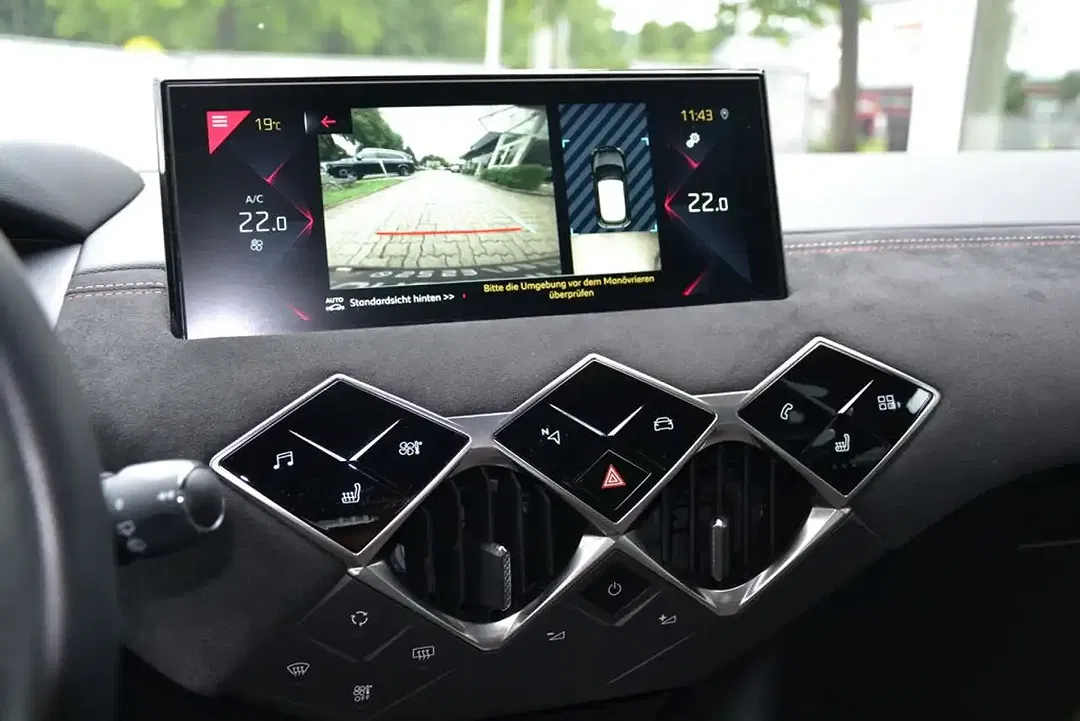 Citroen DS3 PureTech EAT8 Performance - Thumbnail 11