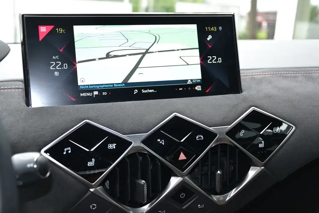 Citroen DS3 PureTech EAT8 Performance - Thumbnail 14