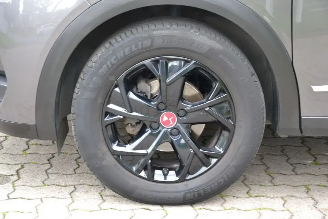 Citroen DS3 PureTech EAT8 Performance - Thumbnail 8