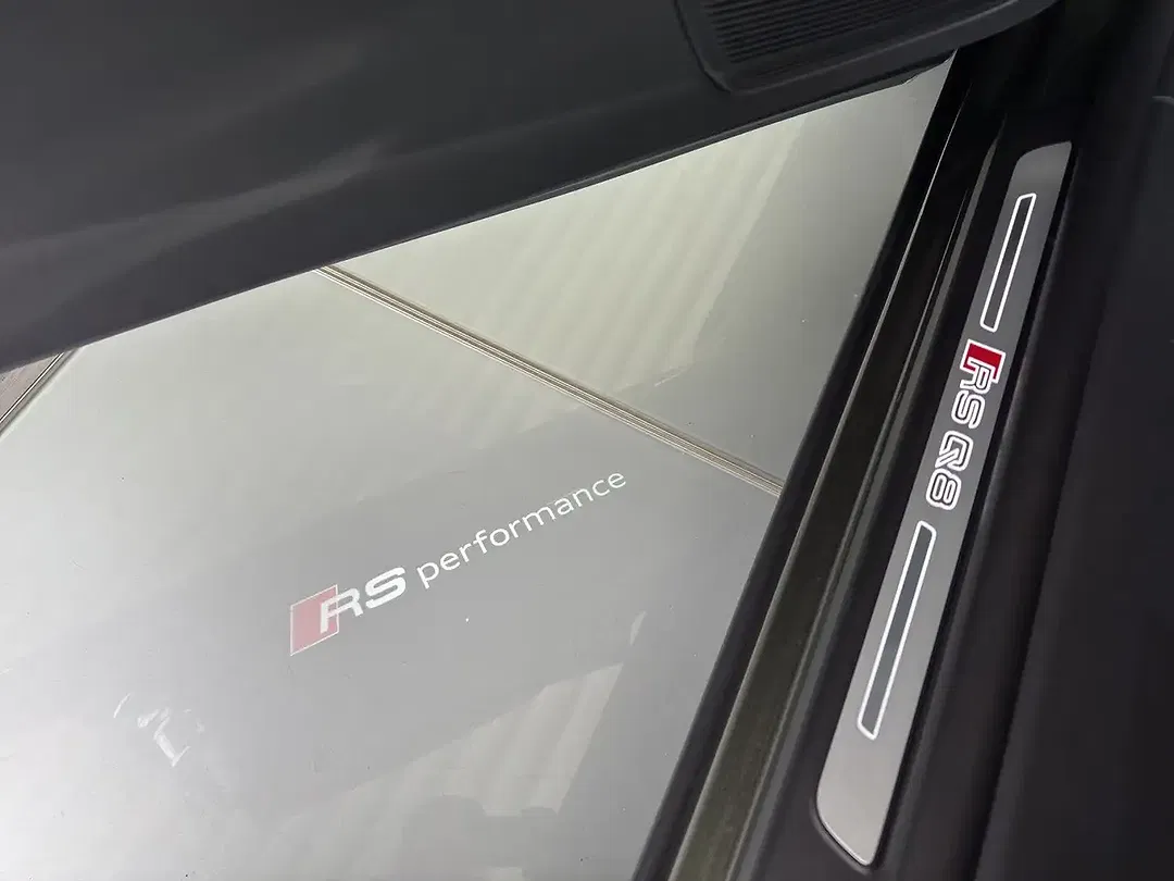 Audi RS Q8 tiptronic performance - Thumbnail 14