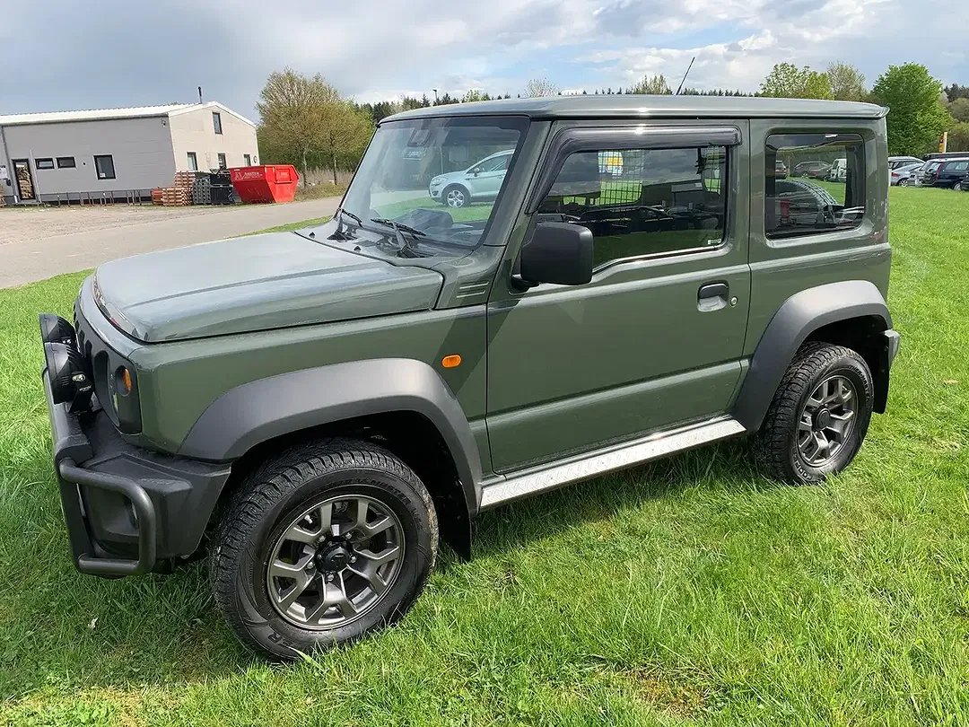 Suzuki Jimny AllGrip Comfort - foto 1