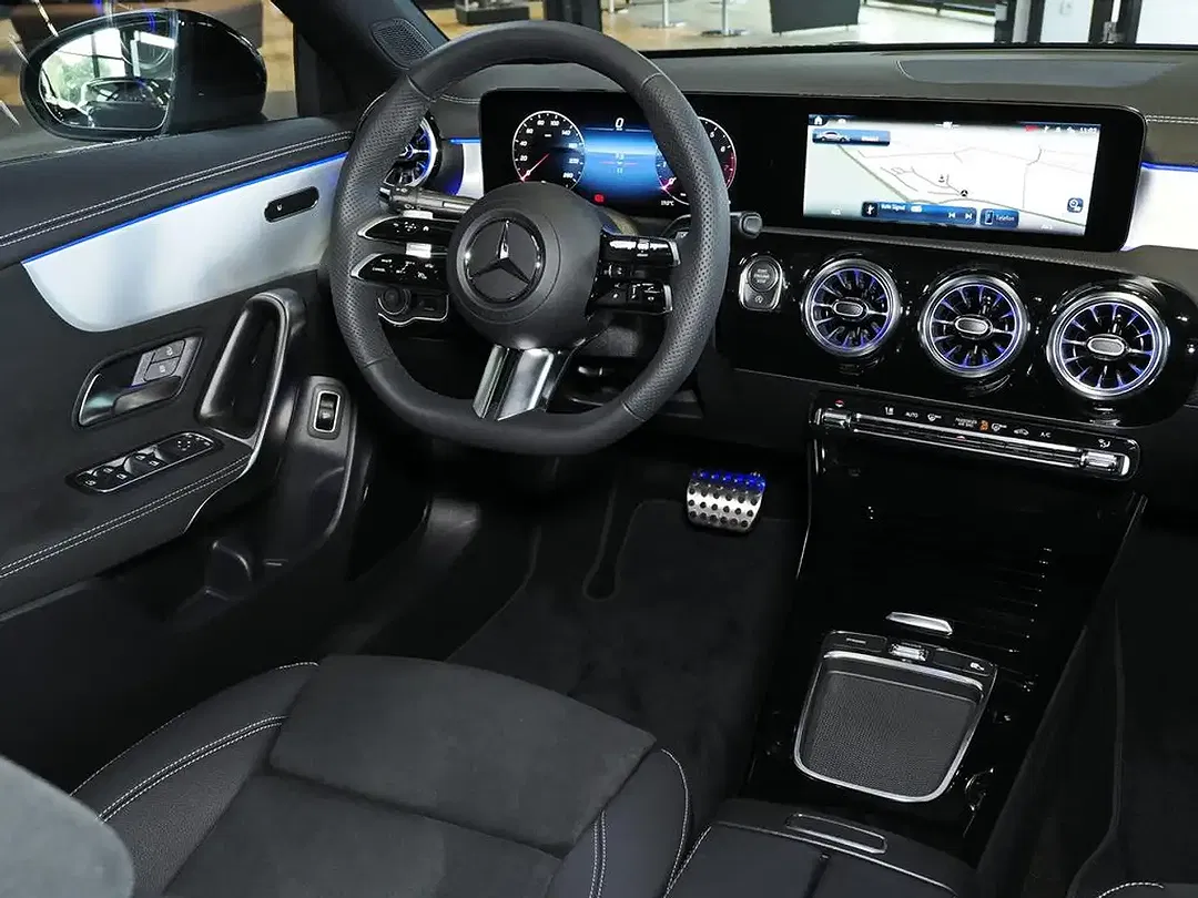 Mercedes-Benz CLA 180 AMG Night - Thumbnail 11