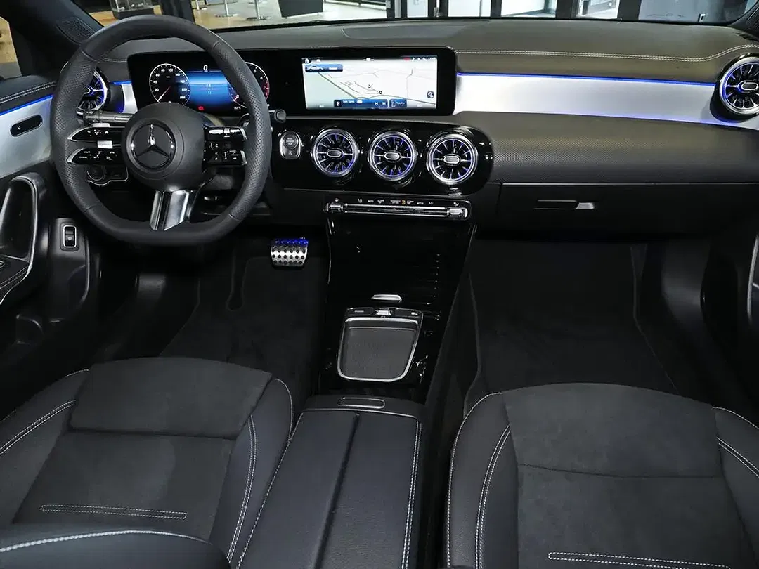 Mercedes-Benz CLA 180 AMG Night - Thumbnail 14