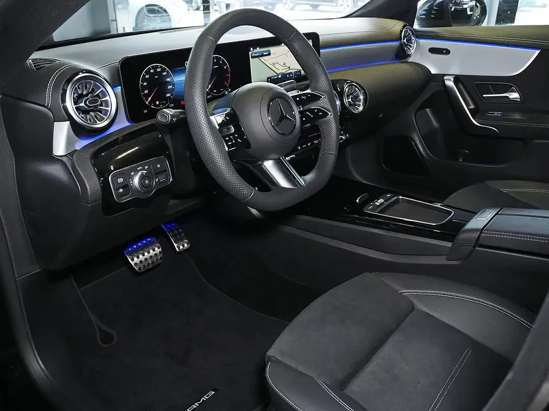 Mercedes-Benz CLA 180 AMG Night - Thumbnail 6