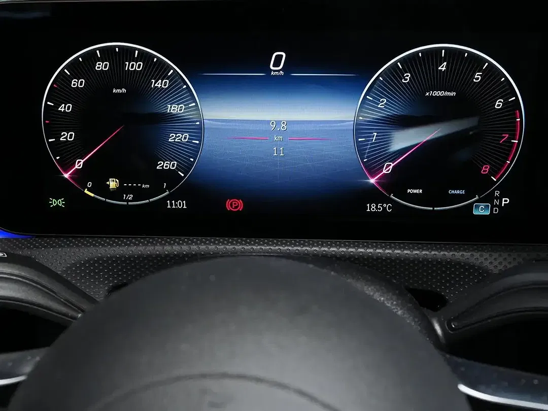 Mercedes-Benz CLA 180 AMG Night - Thumbnail 8