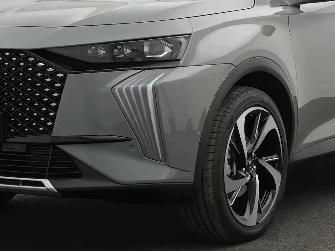DS Automobiles DS 7 Crossback - Thumbnail 8