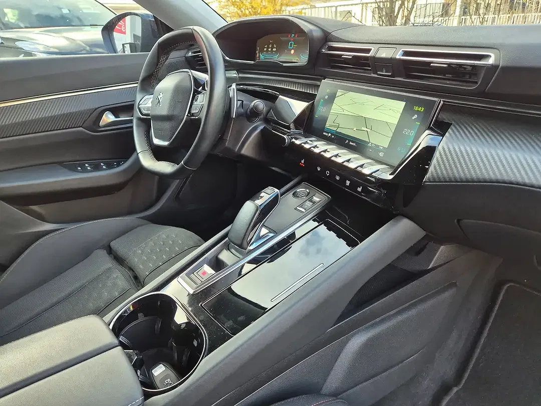 Peugeot 508 225 e-EAT8 PHEV Hybrid - Thumbnail 8