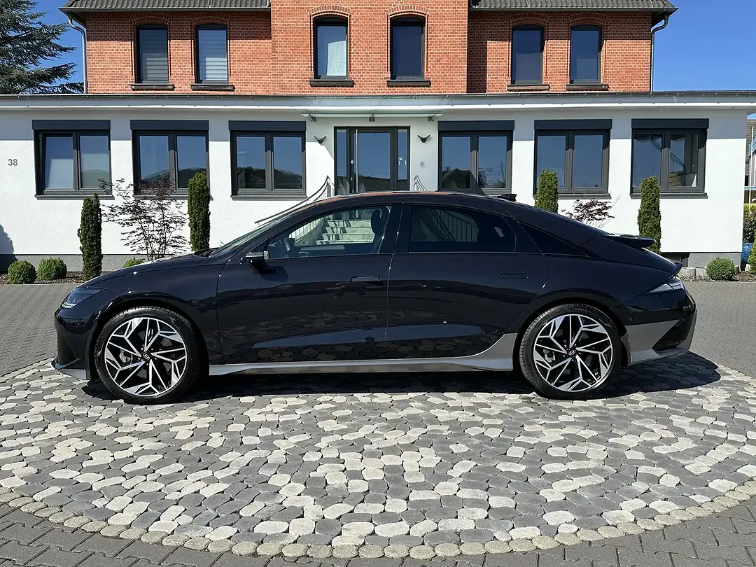 Hyundai IONIQ 6 4WD UNIQ - Thumbnail 5