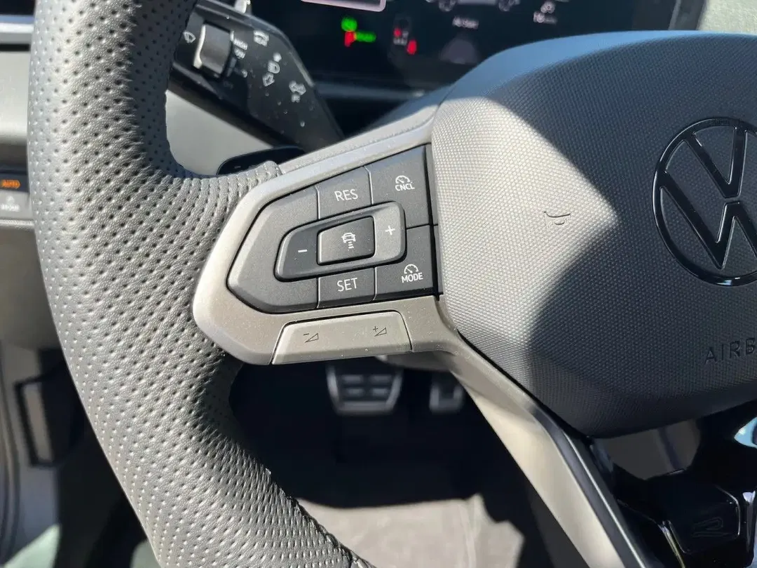 Volkswagen T-Roc 1.5 TSI DSG R-Line - Thumbnail 12