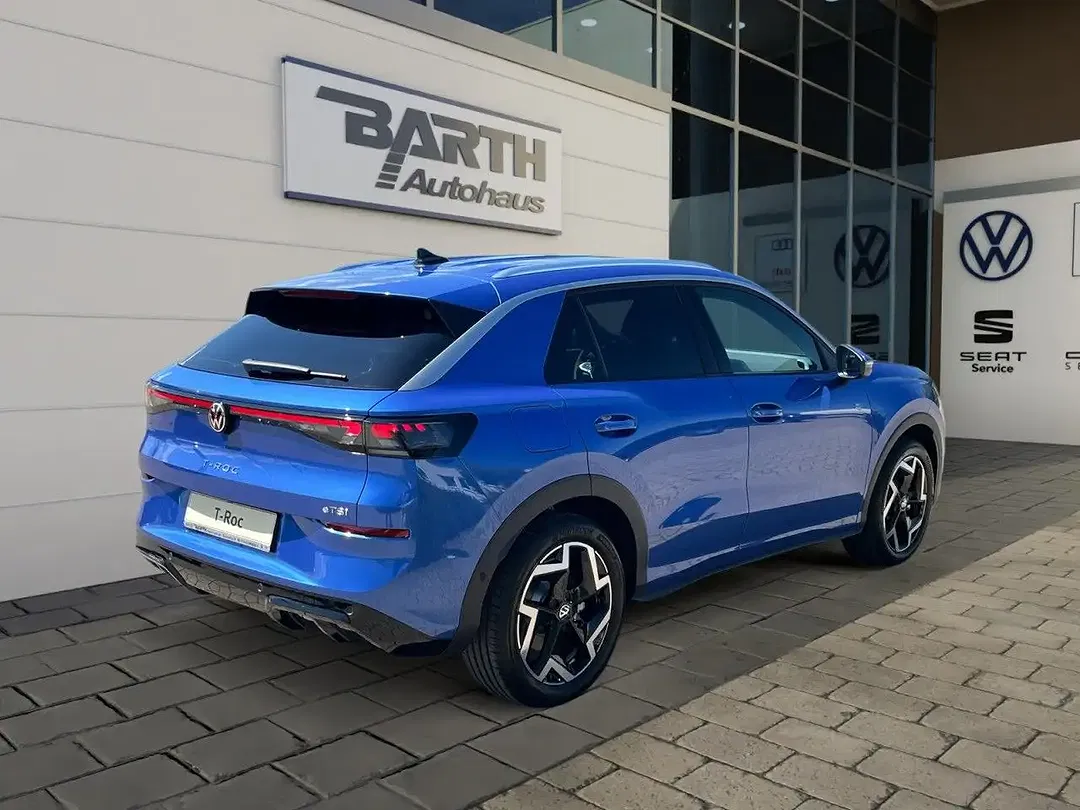 Volkswagen T-Roc 1.5 TSI DSG R-Line - Thumbnail 3
