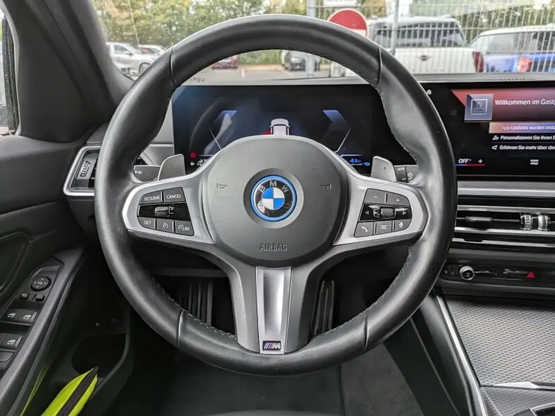 BMW 320 Touring M Sport - Thumbnail 7