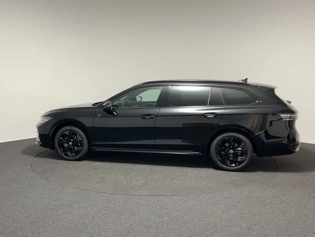 Volkswagen Passat 2.0 TDI DSG R-Line Black Edition - Thumbnail 4