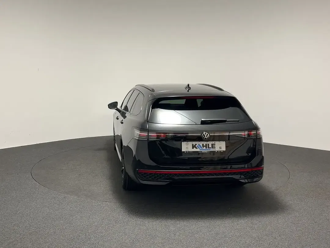 Volkswagen Passat 2.0 TDI DSG R-Line Black Edition - Thumbnail 5