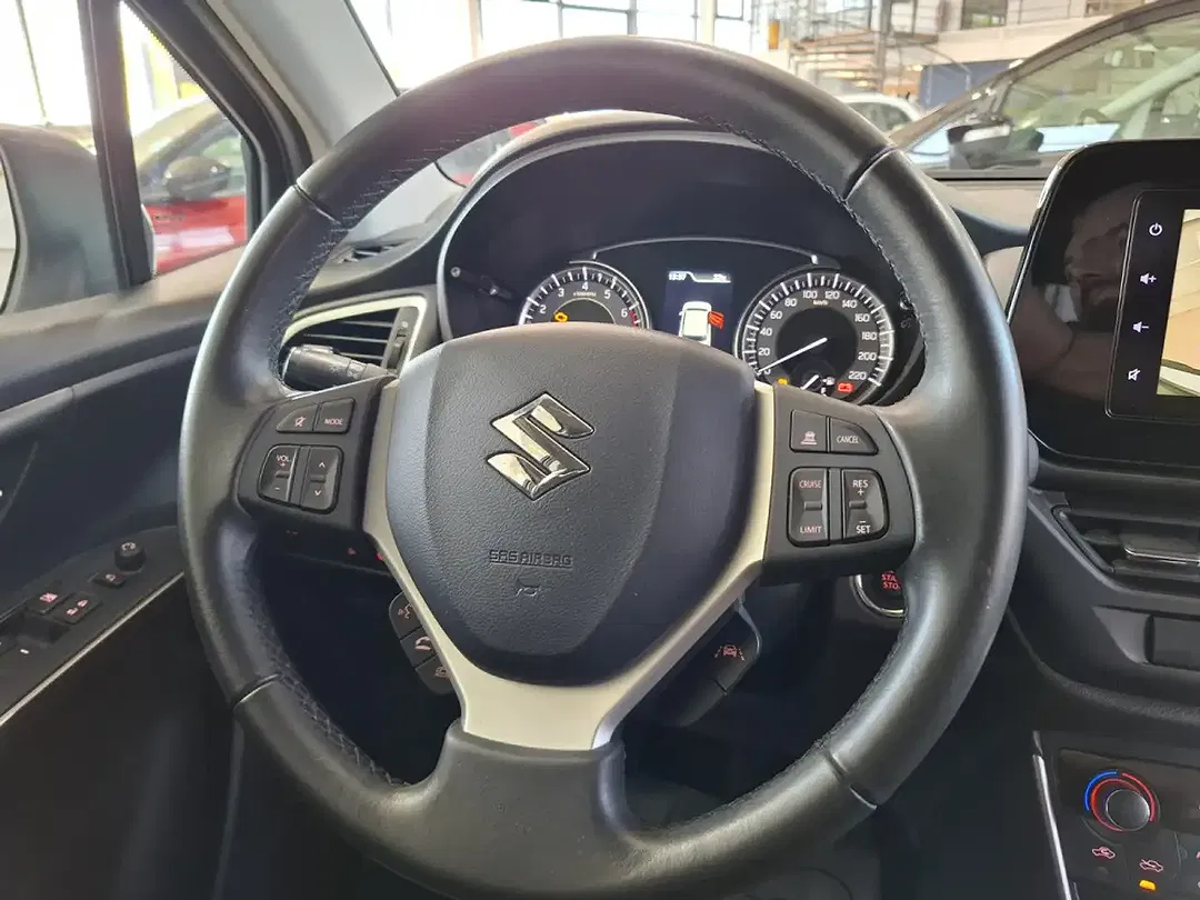 Suzuki S-Cross Hybrid 1.4 Turbo - Thumbnail 13