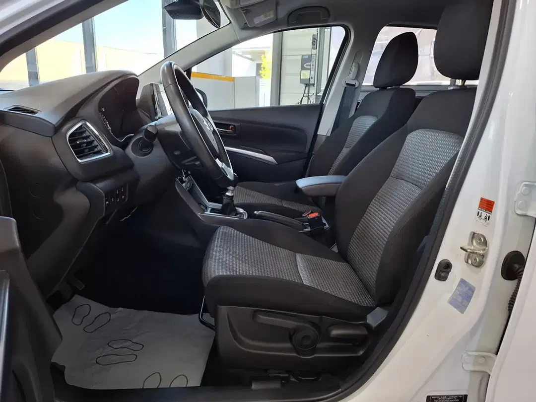 Suzuki S-Cross Hybrid 1.4 Turbo - Thumbnail 5